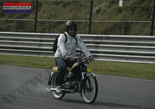  
Vrij rijden S3
Grand Prix Classic (29-09-2012)